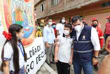 Alcald&iacute;a de Cali entreg&oacute; v&iacute;as adoquinadas en el oriente de Cali