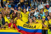Las chicas superpoderosas prendieron una rumba tricolor en el Pascual Guerrero