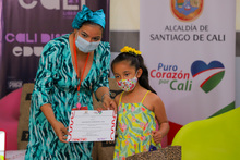 Entre sombreros y turbantes se premiaron los estudiantes ganadores de encuentro de poes&iacute;a afrocolombiano 