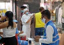 Exitosa labor de vacunaci&oacute;n anticovid en el d&iacute;a sin IVA