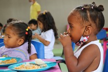 1.380 niños de primera infancia beneficiados con atención presencial