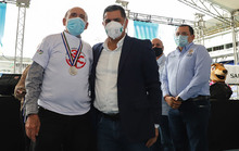 Dos generaciones del deporte intercambian la posta de los Juegos Panamericanos en Cali