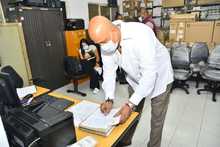 Alcald&iacute;a hace entrega de equipos tecnol&oacute;gicos y mobiliario al INPEC