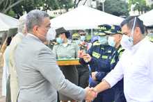 Polic&iacute;a Nacional condecora al Secretario de Seguridad y Justicia de Cali, en el marco de los 130  a&ntilde;os de la instituci&oacute;n 