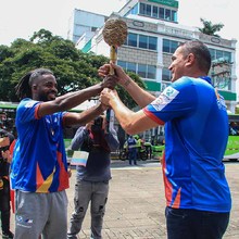 La llama continental empieza a arder en el coraz&oacute;n de la cale&ntilde;idad