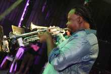 La gratitud, el talento y la pasi&oacute;n se apoderaron del segundo d&iacute;a del Festival Mundial de Salsa