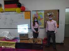 Estudiantes del Inem fortalecen sus habilidades en idiomas extranjeros