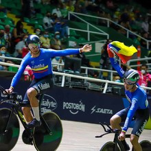 Lluvia de oros para Colombia en ciclismo de pista y r&eacute;cord en los Panamericanos Junior