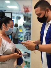 Desarrollo Econ&oacute;mico acompa&ntilde;&oacute; el &uacute;ltimo d&iacute;a sin IVA en Cali