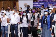 Festival de la Hermandad super&oacute; barreras entre pueblos hermanos