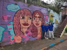 La comuna 20 fortalece el turismo coloreando la Calle de la Poes&iacute;a