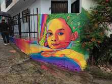 La comuna 20 fortalece el turismo coloreando la Calle de la Poes&iacute;a