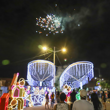 Las luces del alumbrado navide&ntilde;o se encendieron en el oriente de Cali