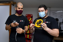 Creatividad y alegr&iacute;a: el regalo de emprendedores cale&ntilde;os a ni&ntilde;as y ni&ntilde;os de la ciudad