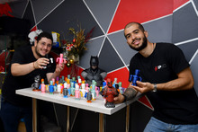 Creatividad y alegr&iacute;a: el regalo de emprendedores cale&ntilde;os a ni&ntilde;as y ni&ntilde;os de la ciudad