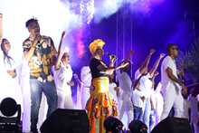 En su tercera noche, el Petronio &Aacute;lvarez le rindi&oacute; homenaje a la vida 