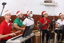 *As&iacute; se vivi&oacute; el tercer d&iacute;a de la novena, en la comuna 18 *