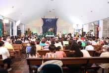 Vecinos de la comuna 7 disfrutaron de villancicos y un compartir navide&ntilde;o en el cuerto d&iacute;a de la novena de aguinaldos