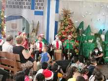 Vecinos de la comuna 7 disfrutaron de villancicos y un compartir navide&ntilde;o en el cuerto d&iacute;a de la novena de aguinaldos