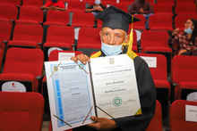 Habitantes de calle se graduaron como bachilleres acad&eacute;micos 