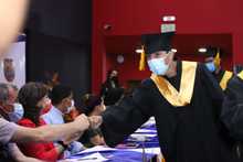 Nuevos bachilleres habitantes de calle: ejemplo de fortaleza, persistencia y disciplina  