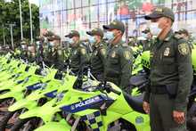 Alcaldía de Cali entregó parque automotor a la Fuerza Pública y agencias de investigación judicial
