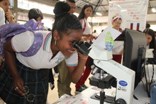  Una Feria cient&iacute;fica con Ciudad Alegr&iacute;a