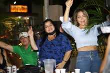 Cale&ntilde;os y cale&ntilde;as celebraron la victoria del Deportivo Cali tras conseguir la d&eacute;cima estrella 