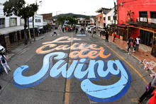 En Cali se pint&oacute; la &ldquo;Calle del Swing&rdquo;