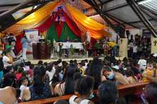 Con sentimientos de fe y reconciliaci&oacute;n, cientos de cale&ntilde;os han disfrutado de las Novenas de Aguinaldos