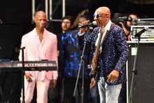 La "Gran Verbena Salsera del Oriente" prendi&oacute; motores en la Feria de Cali