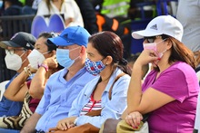 El parche de Dios se arm&oacute; en la Plazoleta Jairo Varela