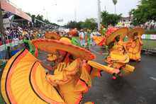 &iexcl;El Cali Viejo fue un carnaval bajo la lluvia!