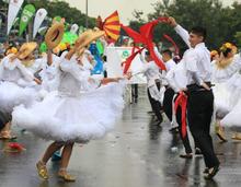 &iexcl;El Cali Viejo fue un carnaval bajo la lluvia!