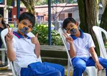 Vac&uacute;nate para el regreso: la estrategia que se toma los colegios de Cali