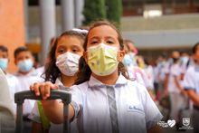Unidades m&oacute;viles de vacunaci&oacute;n visitaron colegios privados de Cali