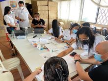 32 sillas de ruedas se entregaron para personas con discapacidad en la comuna 11