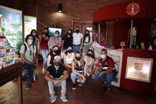 Estudiantes de diferentes partes del continente recorren el centro hist&oacute;rico de Cali