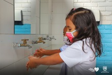 Felices volvieron a clases en presencialidad plena, los estudiantes del sector oficial 