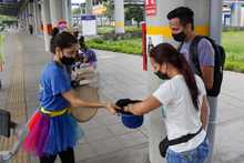 Rodando entre lecturas y palabras reanudan el servicio las BiblioEstaciones del M&Iacute;O