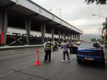 Puestos de control para regular la movilidad y proteger la vida de los ciudadanos