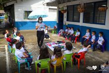 Una maestra muy creativa ambienta el regreso a clases de los m&aacute;s peque&ntilde;os