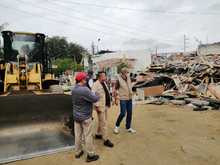 Retiran 250 toneladas de residuos en punto cr&iacute;tico de la comuna 17