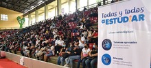 Alcaldía de Cali entregó 2000 tabletas a beneficiarios de Todas y Todos a Estudiar