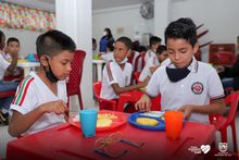 En cerca de 200 sedes educativas oficiales comenz&oacute; a entregarse la raci&oacute;n preparada en sitio 