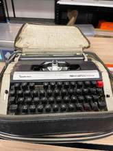 M&aacute;quina de escribir y archivos personales de Andr&eacute;s Caicedo ser&aacute;n donados a la Biblioteca del Centenario 