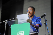 Todas y todos a estudiar, cr&oacute;nica de un emotivo juramento p&uacute;blico