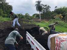 Umata entrega insumos para el fortalecimiento de las huertas urbanas