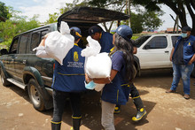 Alcald&iacute;a atiende afectados por alto nivel de caudal del r&iacute;o Cauca