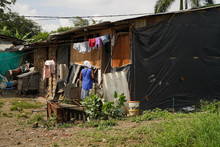 Alcald&iacute;a atiende afectados por alto nivel de caudal del r&iacute;o Cauca